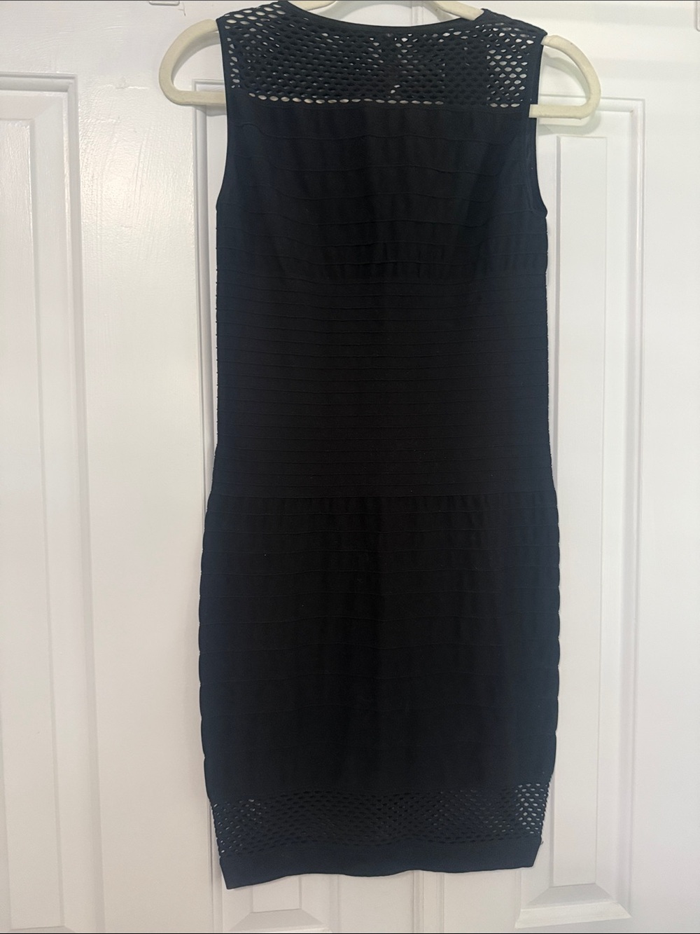 Classic Sleeveless Black Bandage Dress